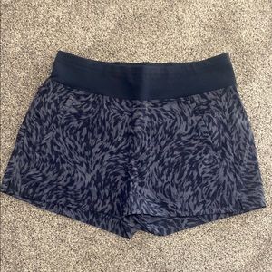 Athleta Trekkie north short